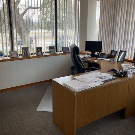 8690-Main-floor-owners-suite2